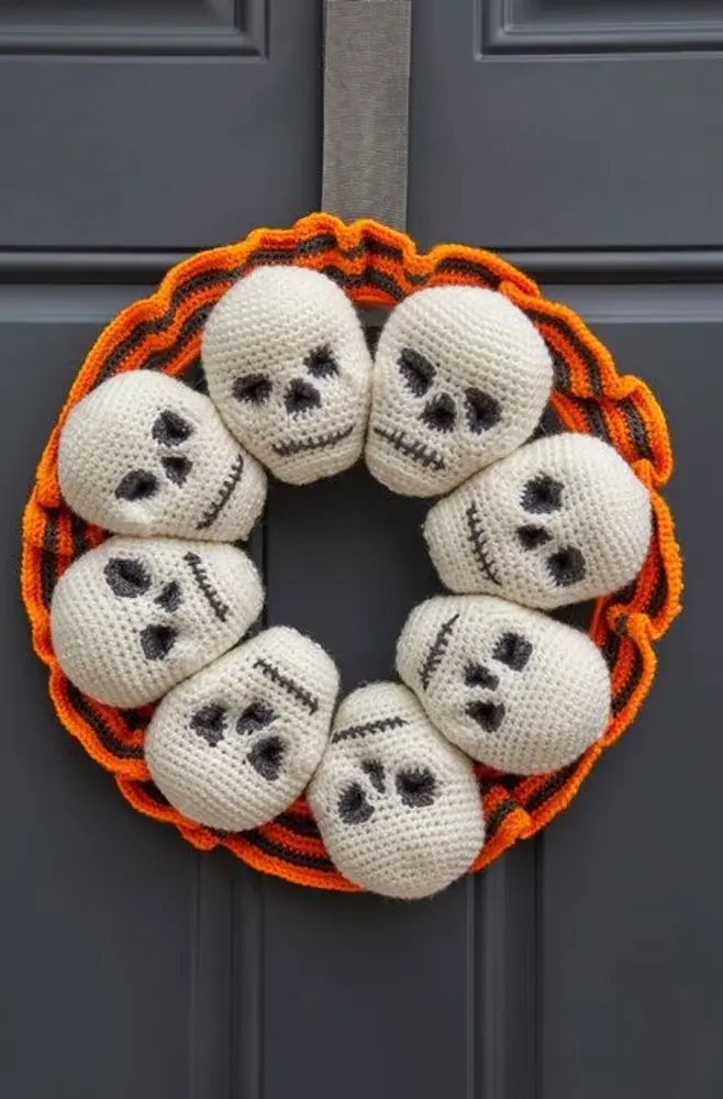 Circle of Skulls Wreath. Door/Wall Decaration MiaMano