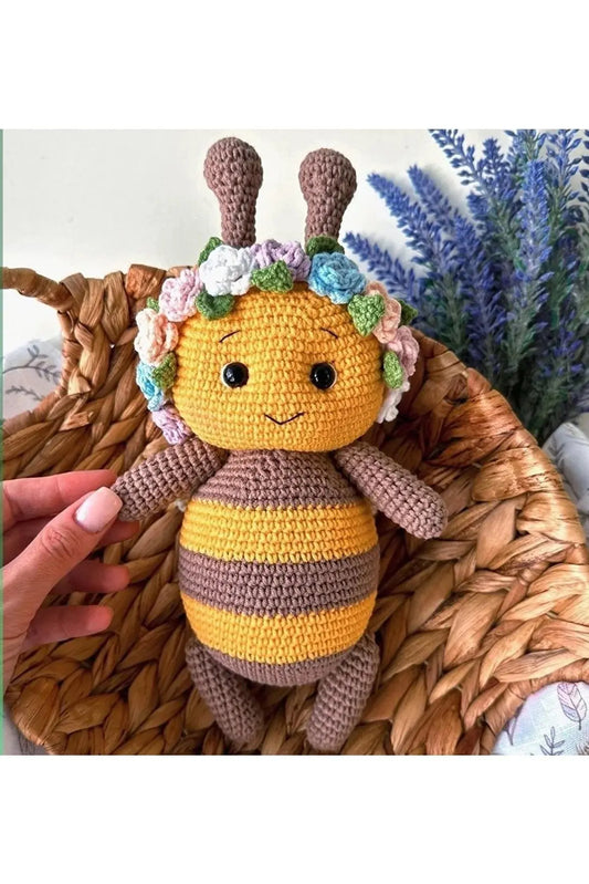 Crochet Cute Bee Toy - Joy Gift London