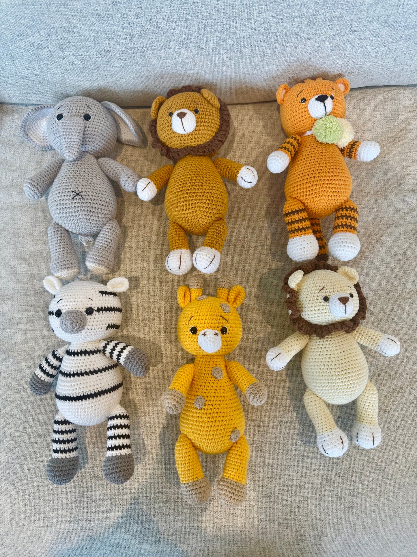 Animaux de safari faits à la main au crochet