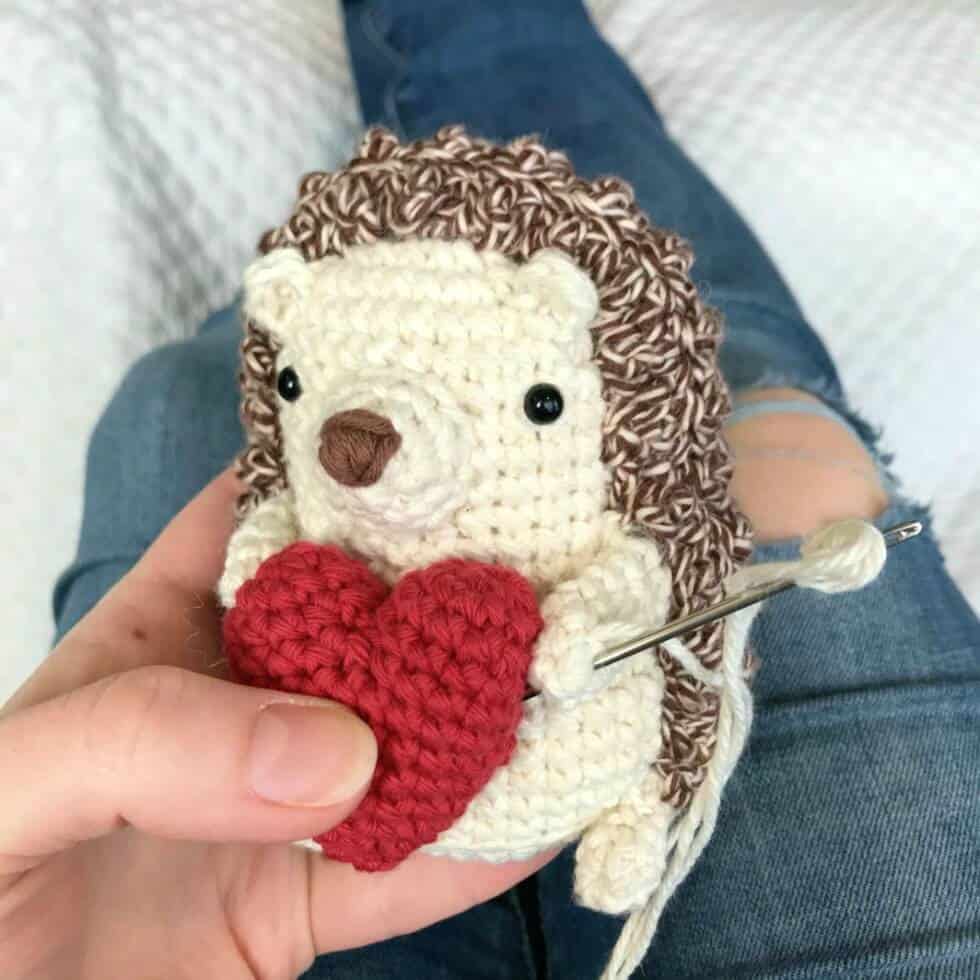 Crochet Hedgehog Toy with Heart - Valentine's Day Gift - Joy Gift London