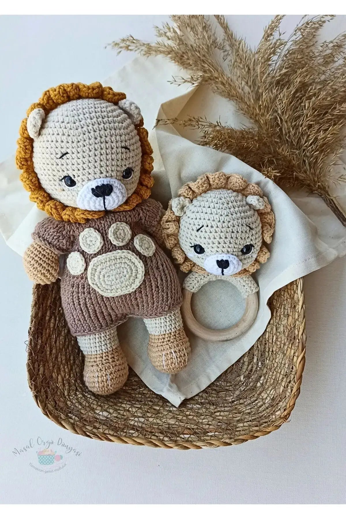 Crochet Cute Lion Toy and Rattle Toy Set (2pc) TrendyToy