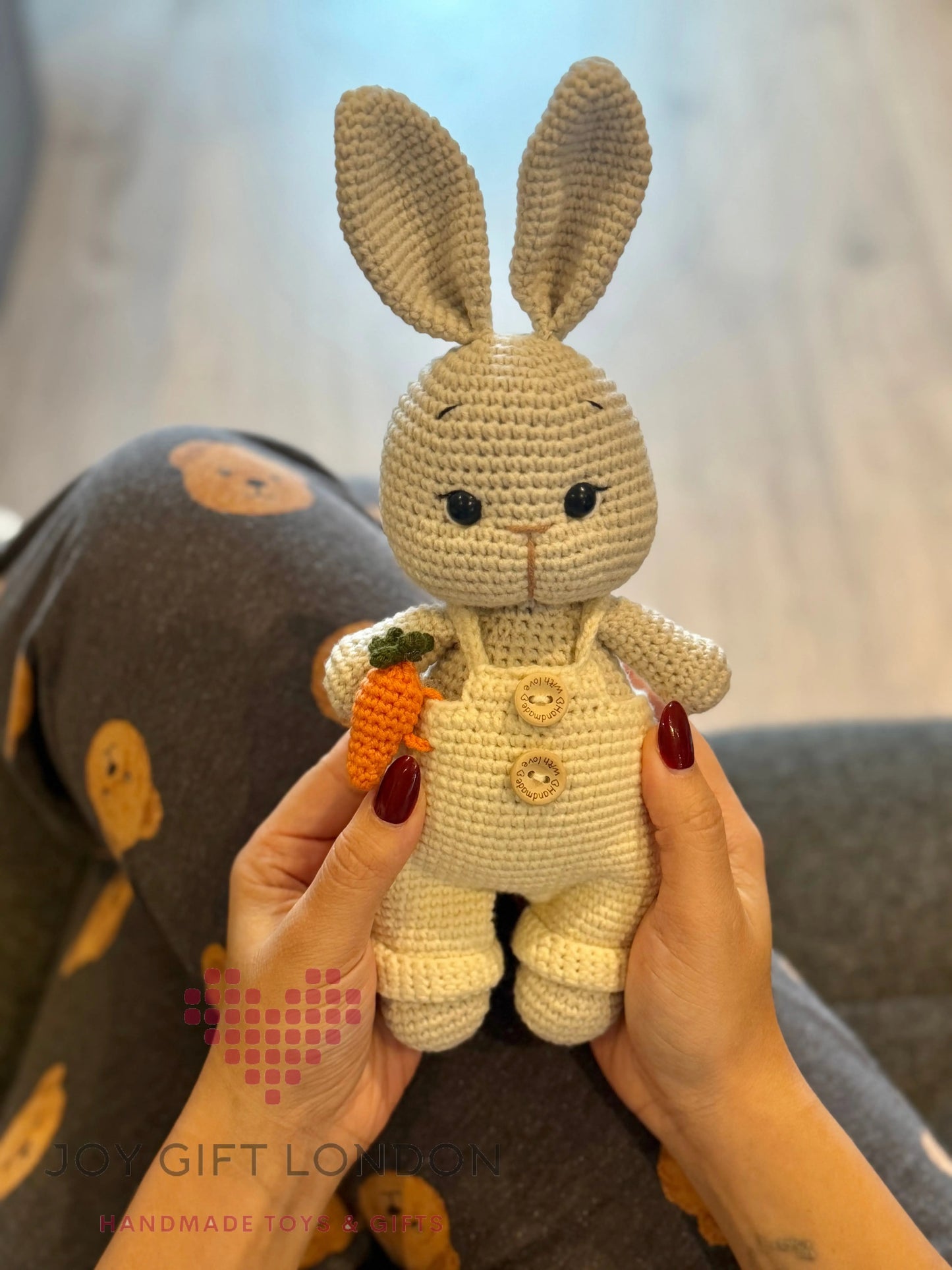 Crochet Cute White Rabbit with carrot MiaMano