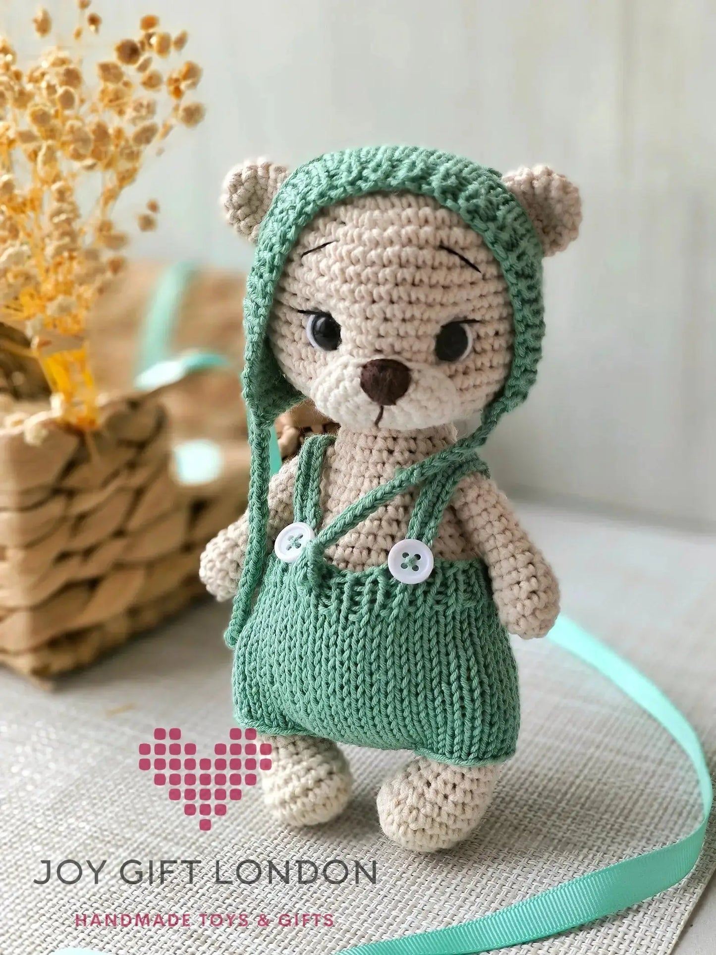 Personalised Handmade Crochet Teddy Bear – Removable Outfit & Hat, 7.1 Inches (18 cm) Joy Gift London