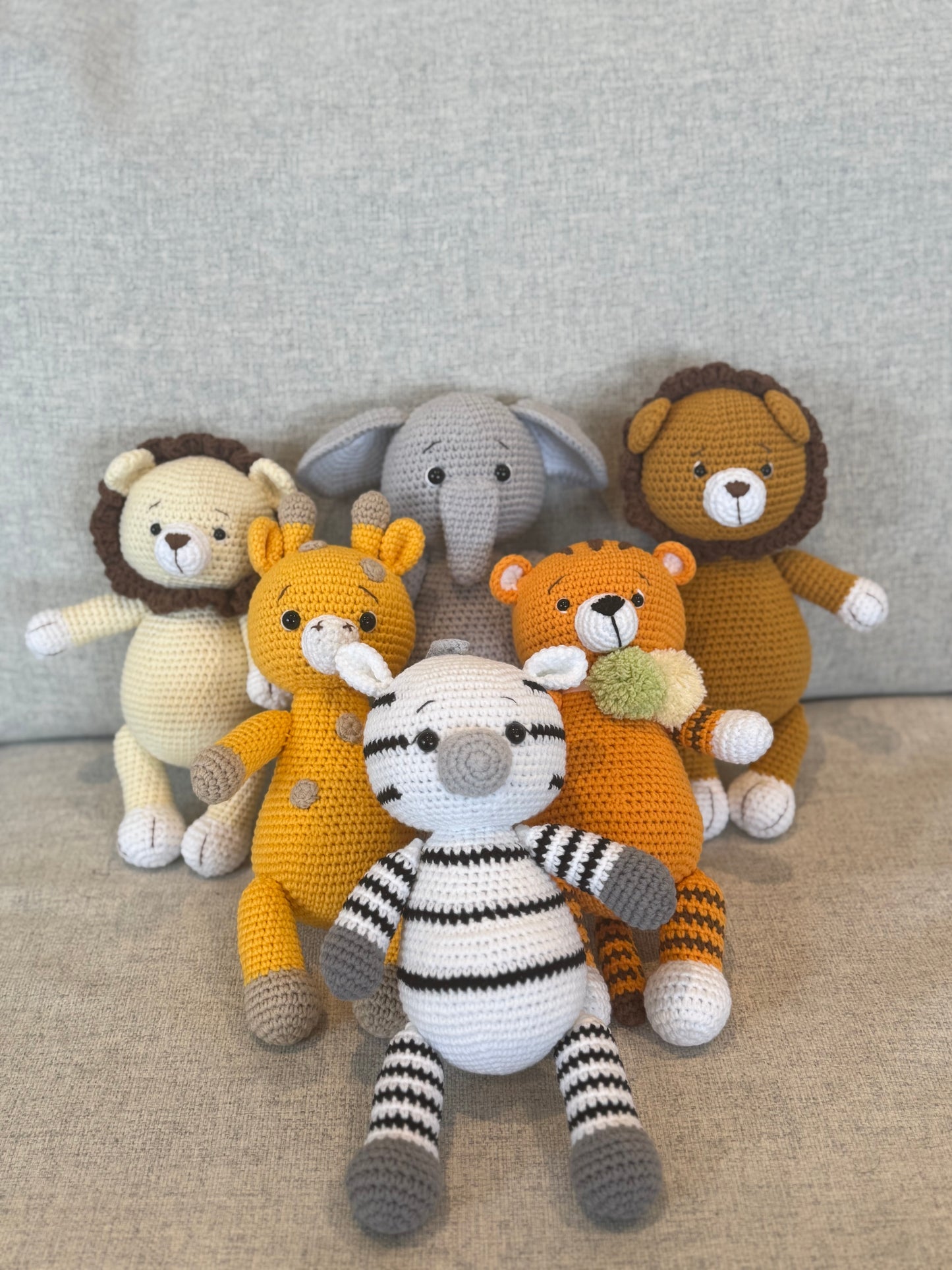 Animales de safari tejidos a crochet hechos a mano