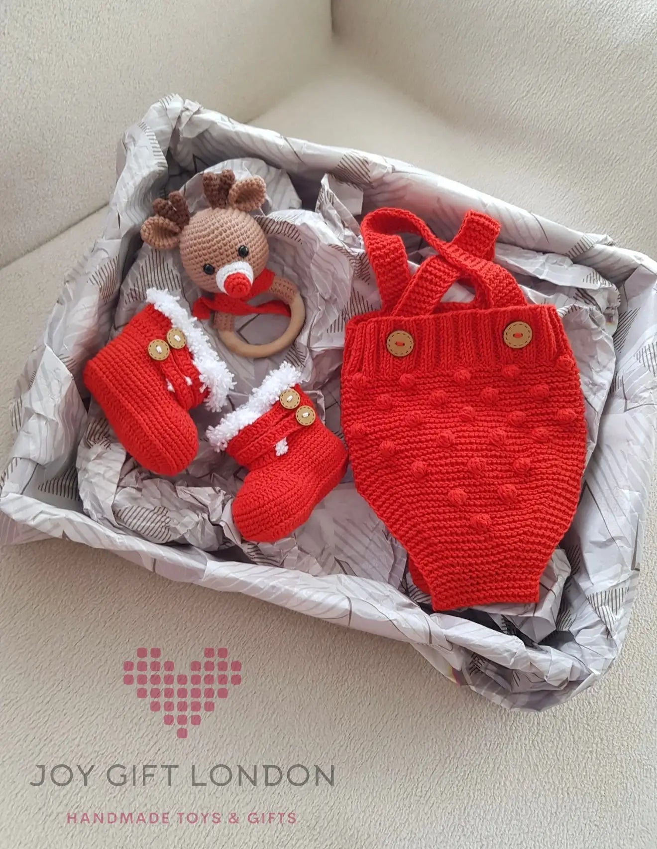 Handmade Christmas Baby Gift Box set, Baby Booties and Rattle Toy 3pc TrendyToy