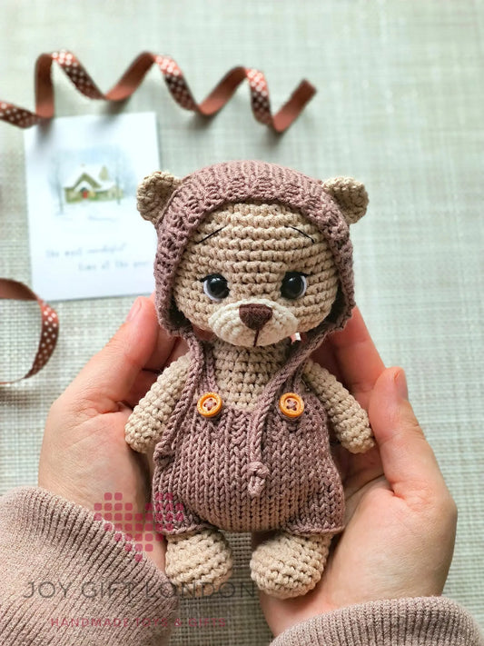 Personalised Handmade Crochet Teddy Bear – Removable Outfit & Hat, 7.1 Inches (18 cm) Joy Gift London