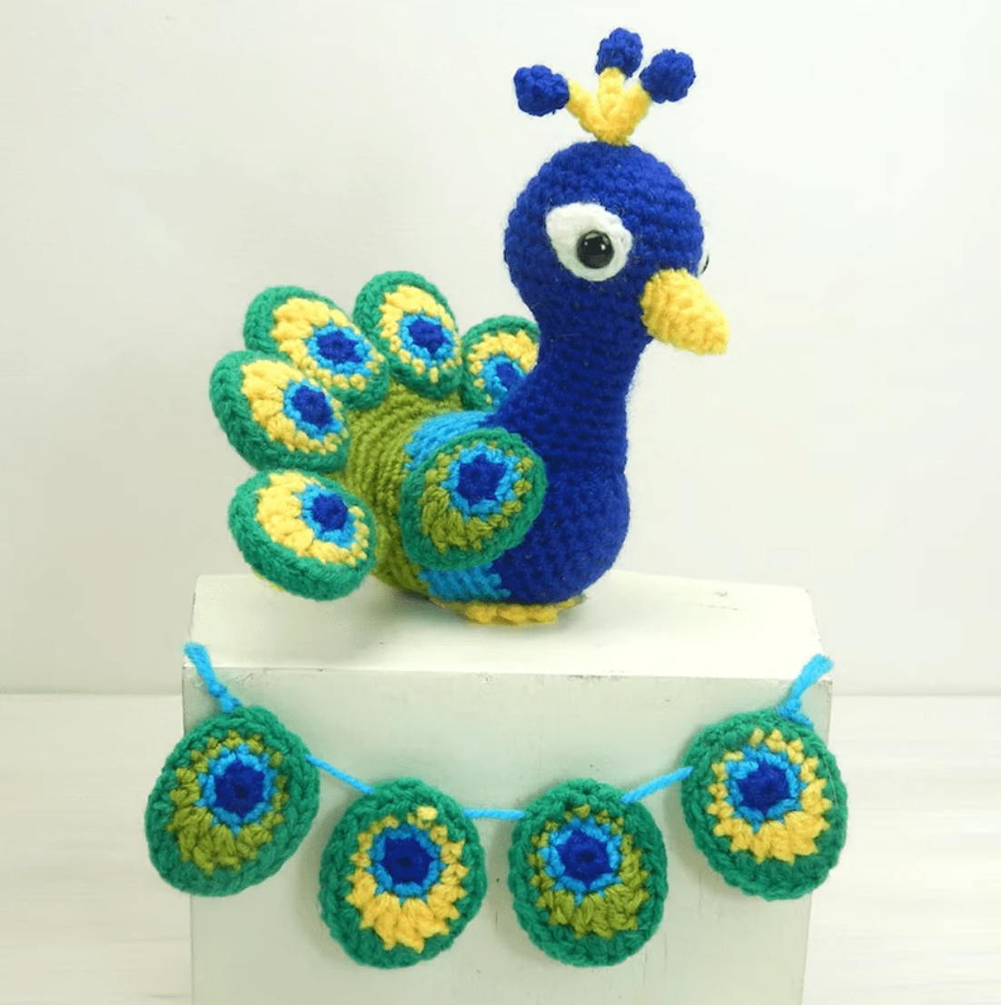 Crochet Amigurumi Kit Peacock for Beginners