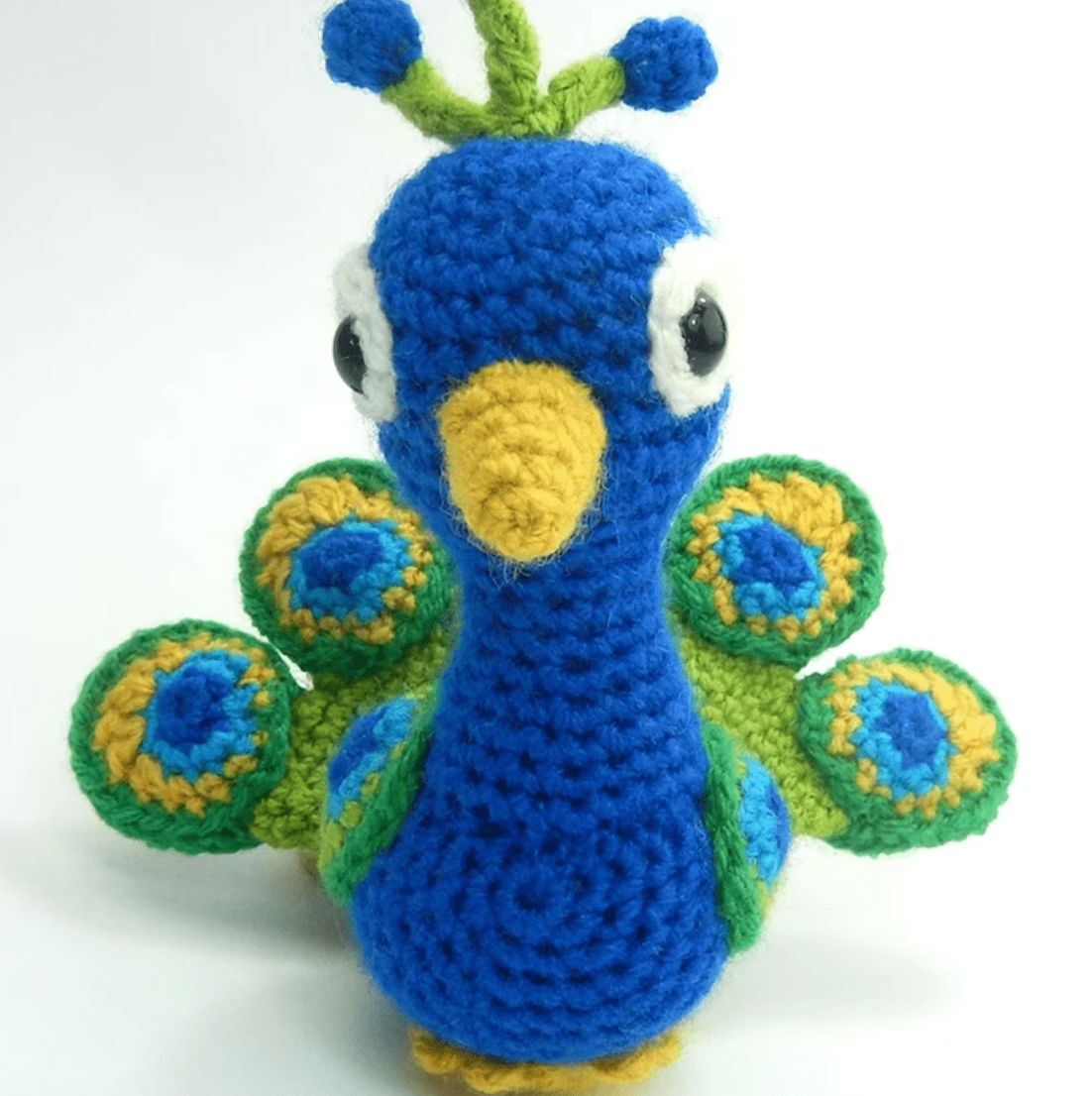 Crochet Amigurumi Kit Peacock for Beginners