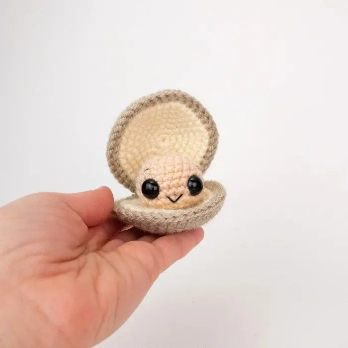 Crochet Clam TrendyToy