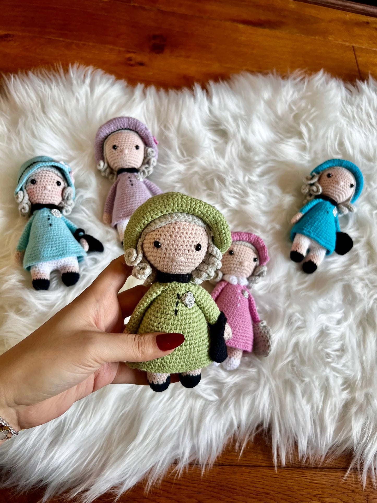 Crochet Queen Elizabeth II Doll - Joy Gift London