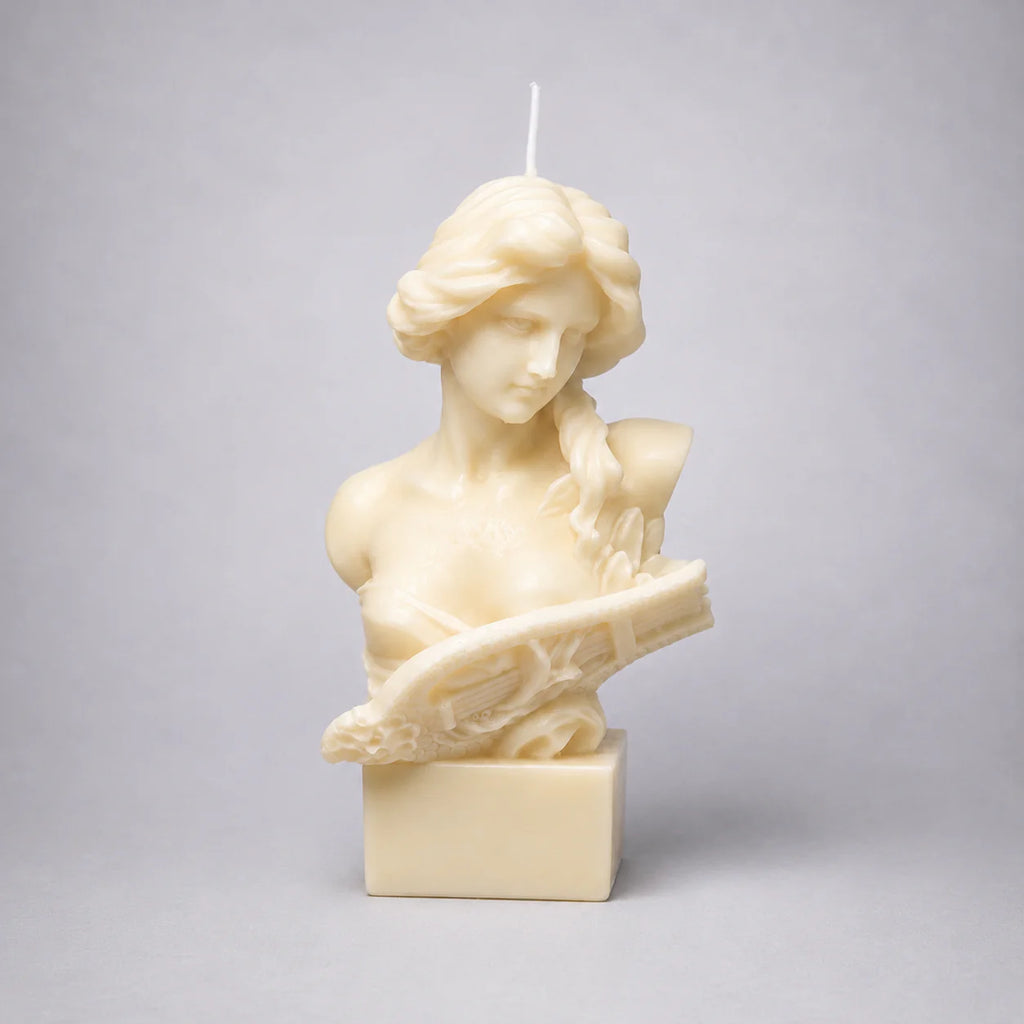 Lyra Sculpture Candle