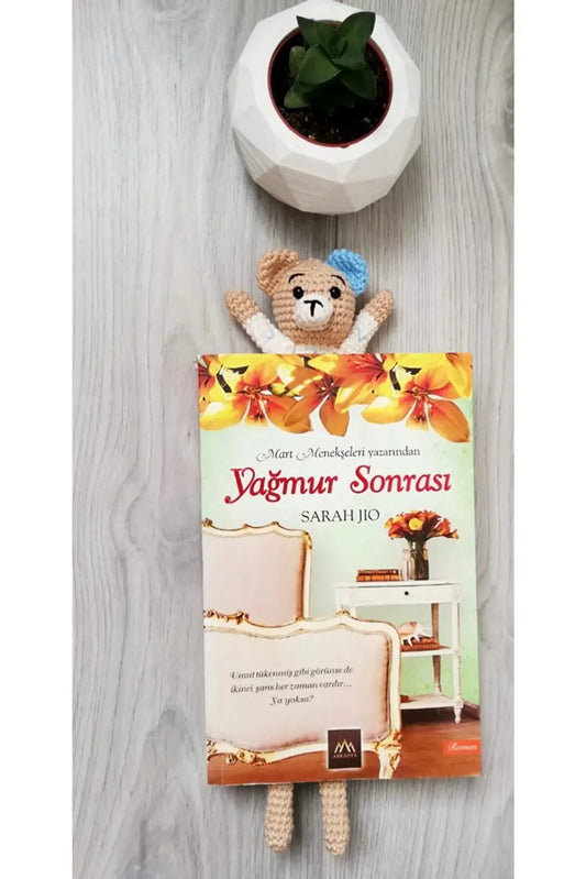 Crochet Little Bear Bookmark - Joy Gift London