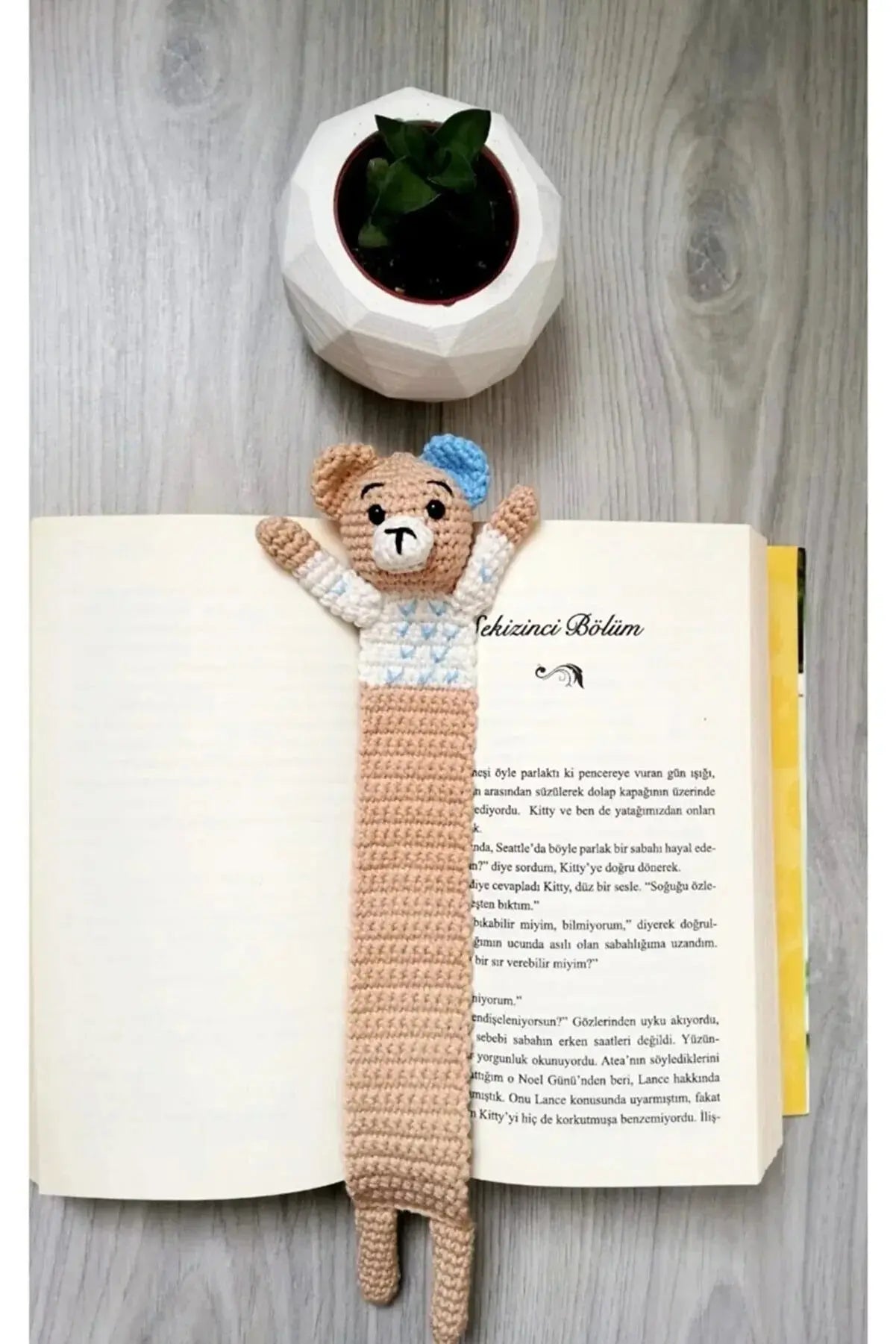 Crochet Little Bear Bookmark - Joy Gift London