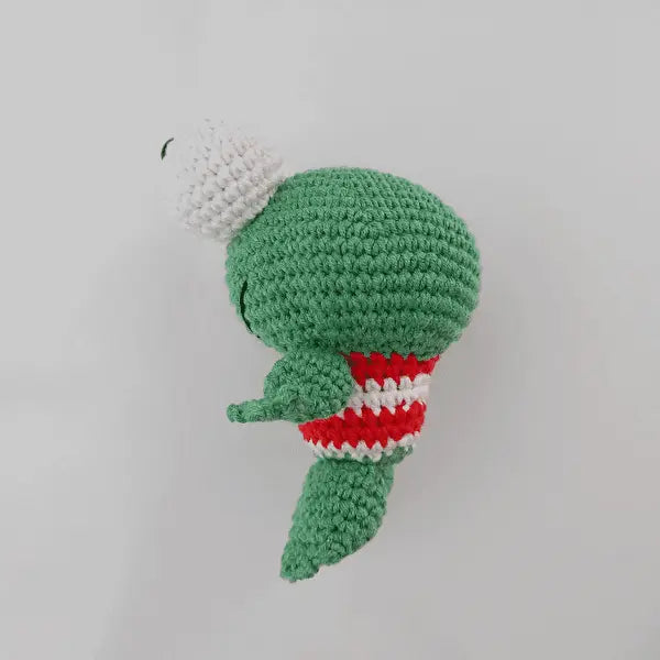 Crochet Little Cute Green Frog Toy