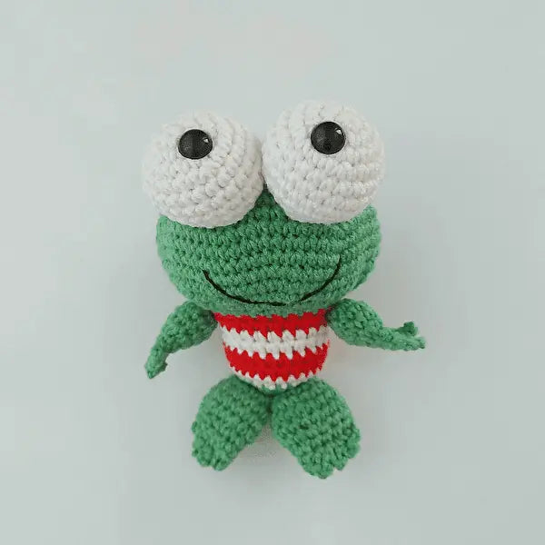 Crochet Little Cute Green Frog Toy