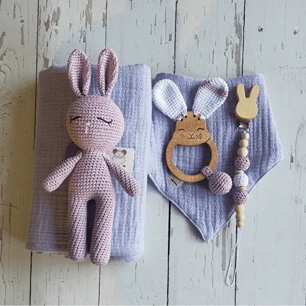 Crochet Newborn Gift Set Rabbit