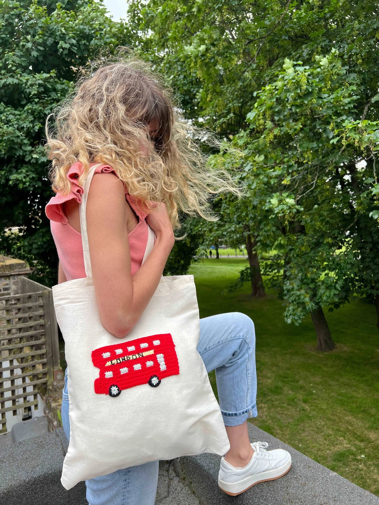 Crochet Red Double Decker Bus Shopping Tote Bag Eco Friendly Shoppers | Knitted | Bags, double decker, Gift from London, london bus, red bus, red double decker bus, Shoulder Bags, tote bag, Tote Bags, totebag | Joy Gift London Limited